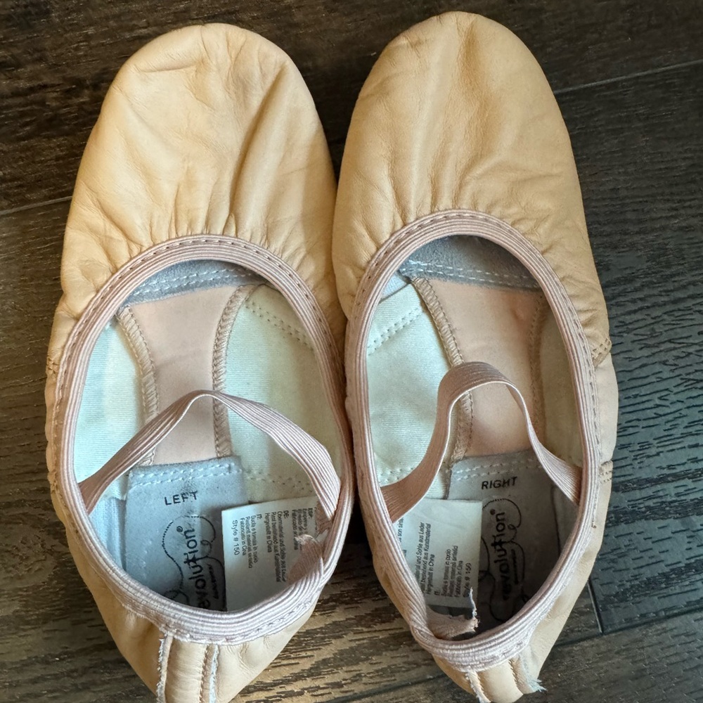 Revolution dancewear ballet slippers size 1-2 - Picture 2 of 6